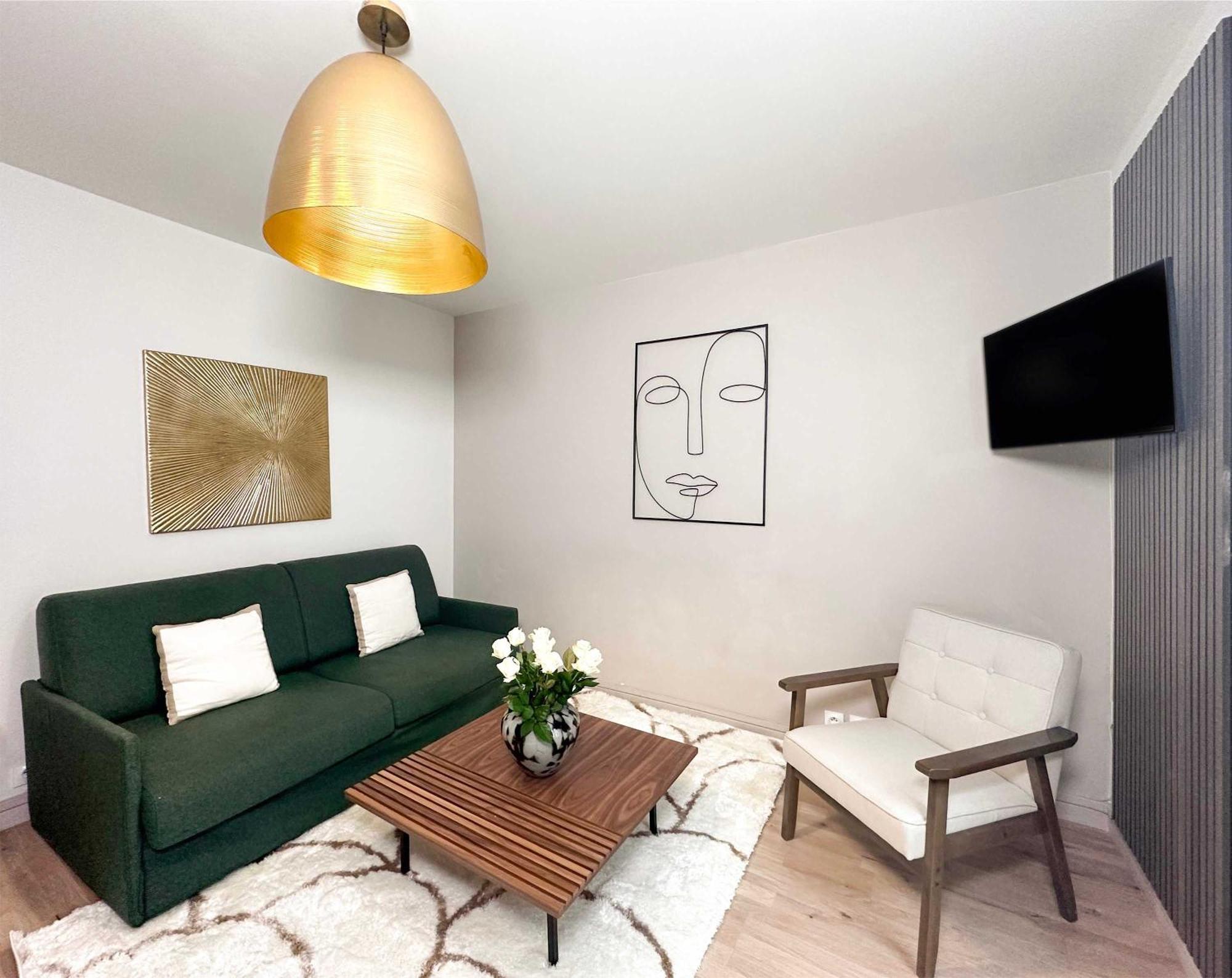 Welcoming Studio Near Eiffel Tower Париж Экстерьер фото